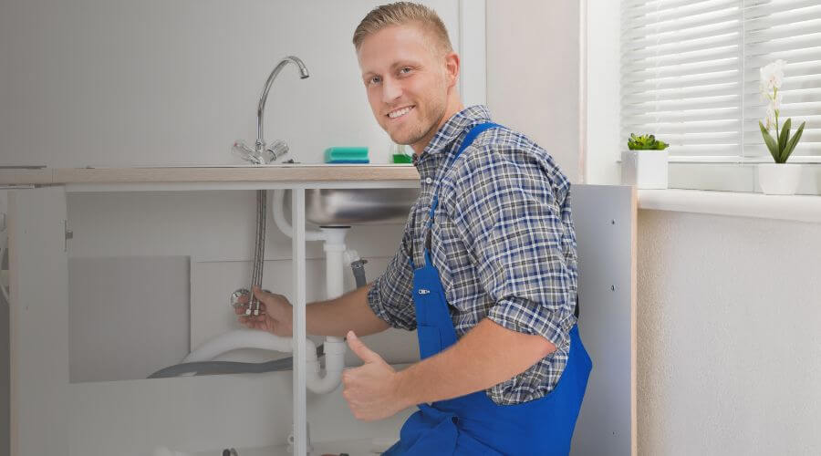 Nighttime Plumber in La Plume, PA